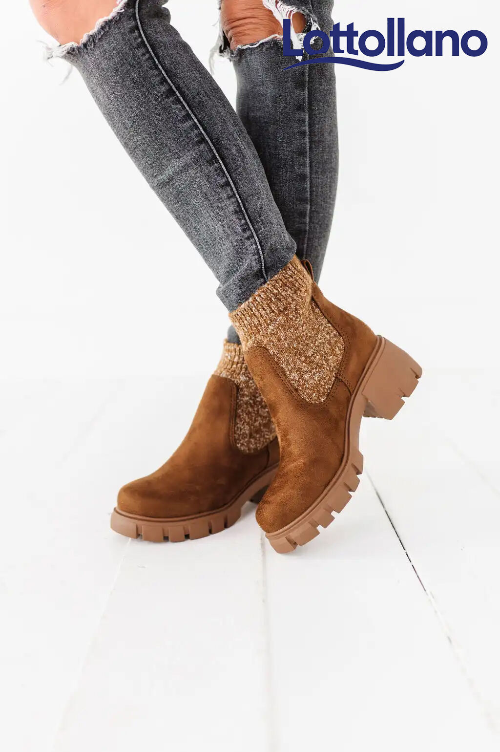 Zordy Boot in Walnut