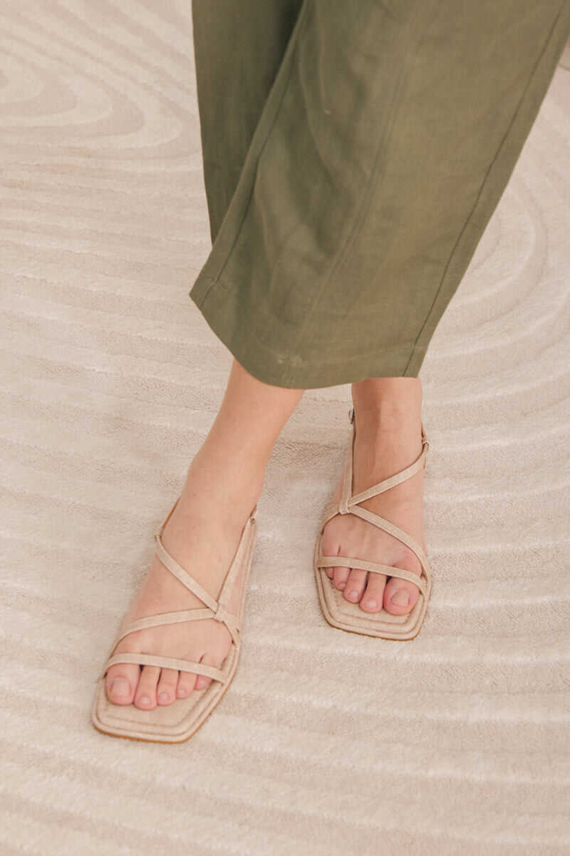 Nelson Linen Strappy Sandals in Natural