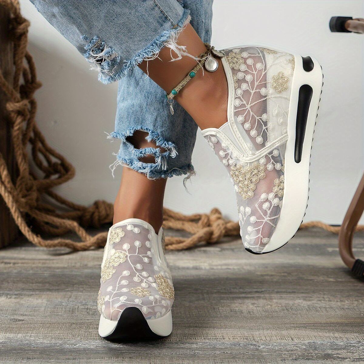 Women's Comfortable Orthopedic Floral Lace Platform Shoes