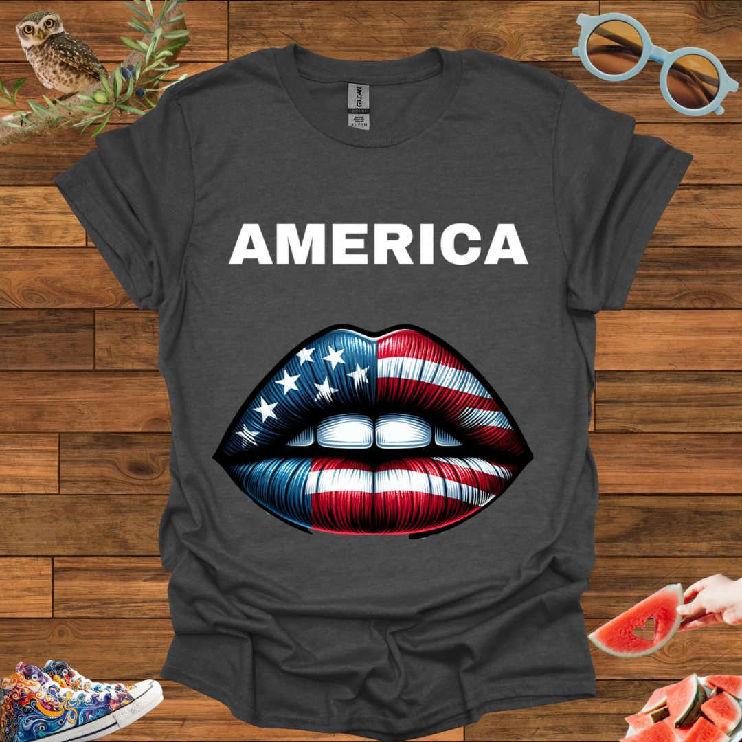 ZCKBDAmerican lip T-Shirt