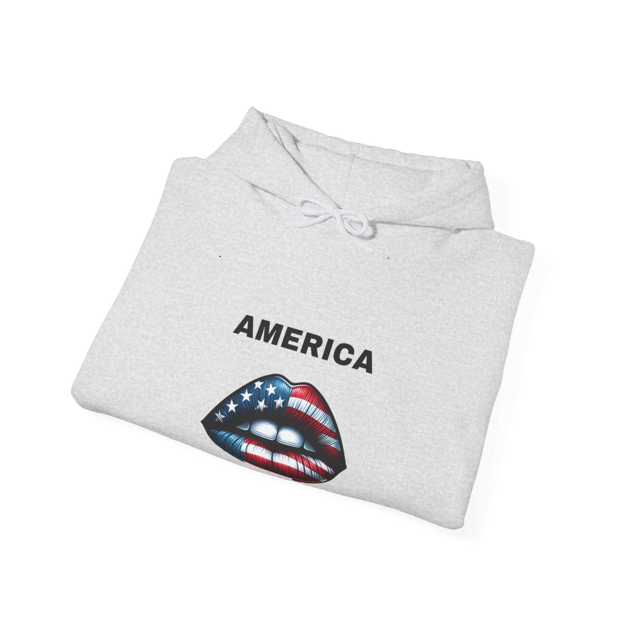 ZCKBDAmerican lip. Unisex Heavy Blend™ Hooded Sweatshirt