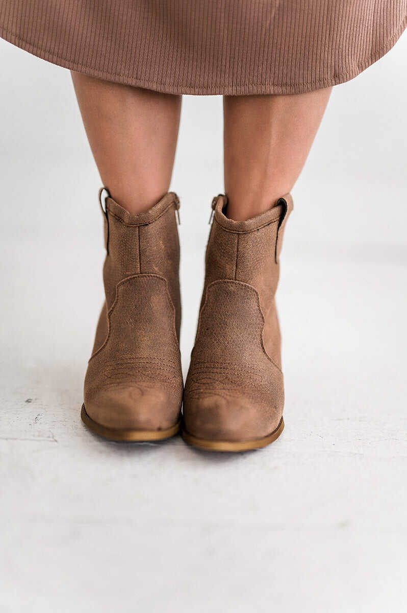 Unite Western Boot in Taupe - Size 6 Left