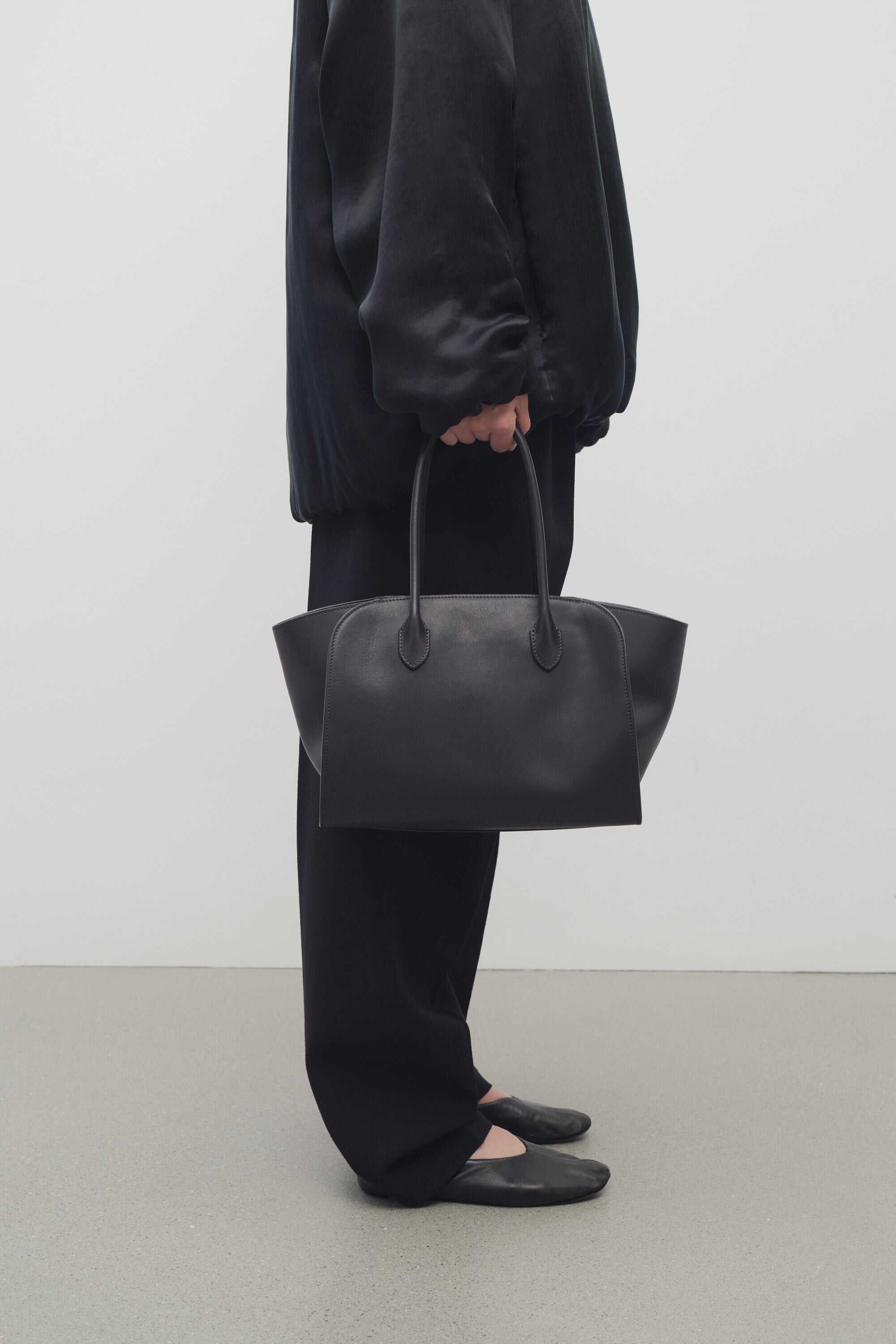 Marlo 12 Bag in Leather