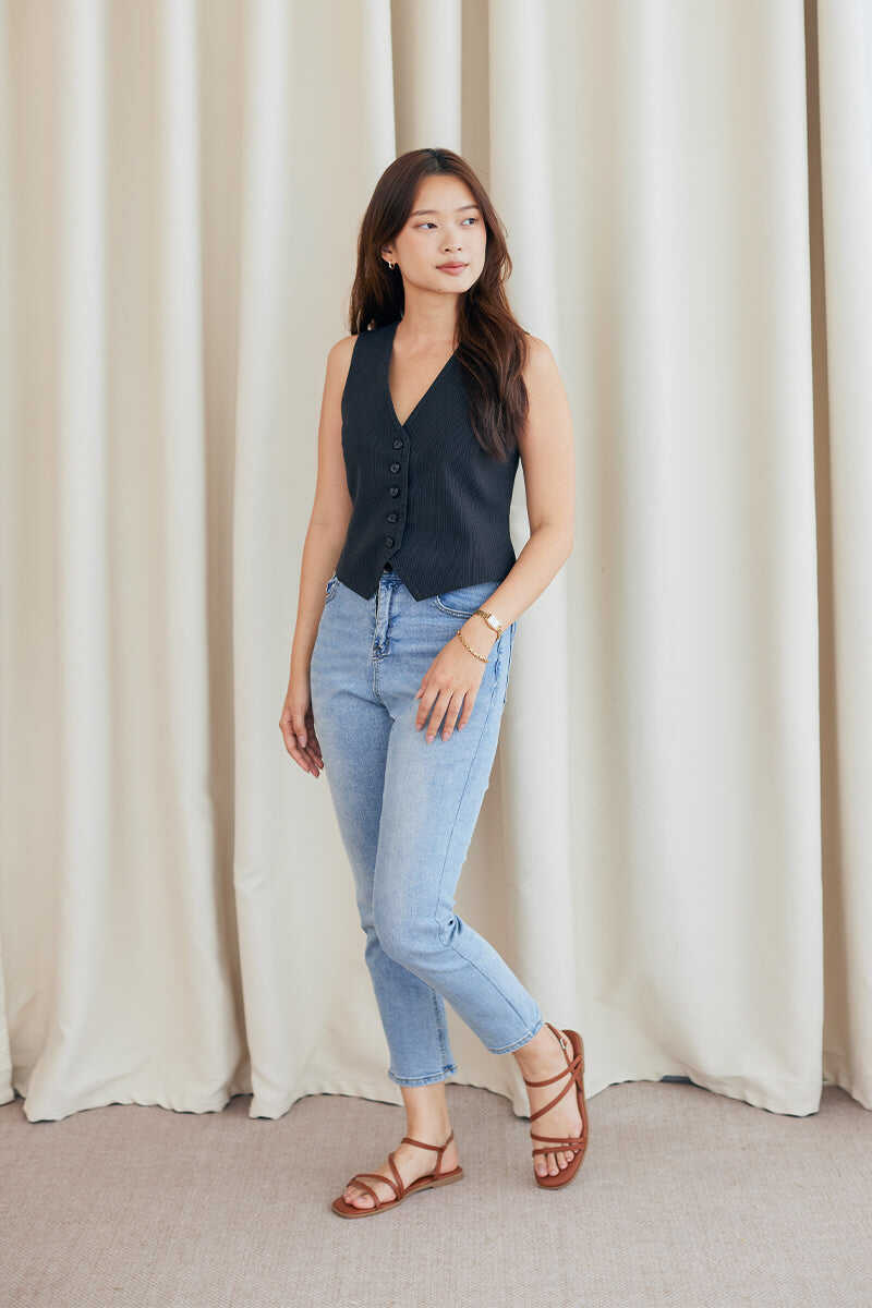 Romeo Strappy Sandals in Pecan