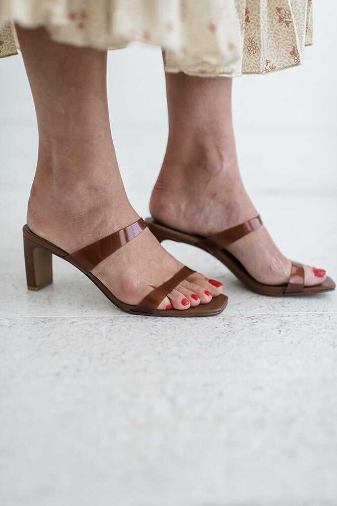 Yanti Square Toed Heel in Camel