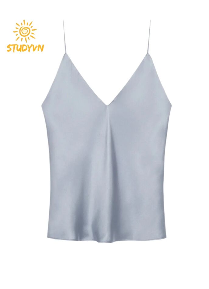 Studyvn Ellen Top in Pastel Blue