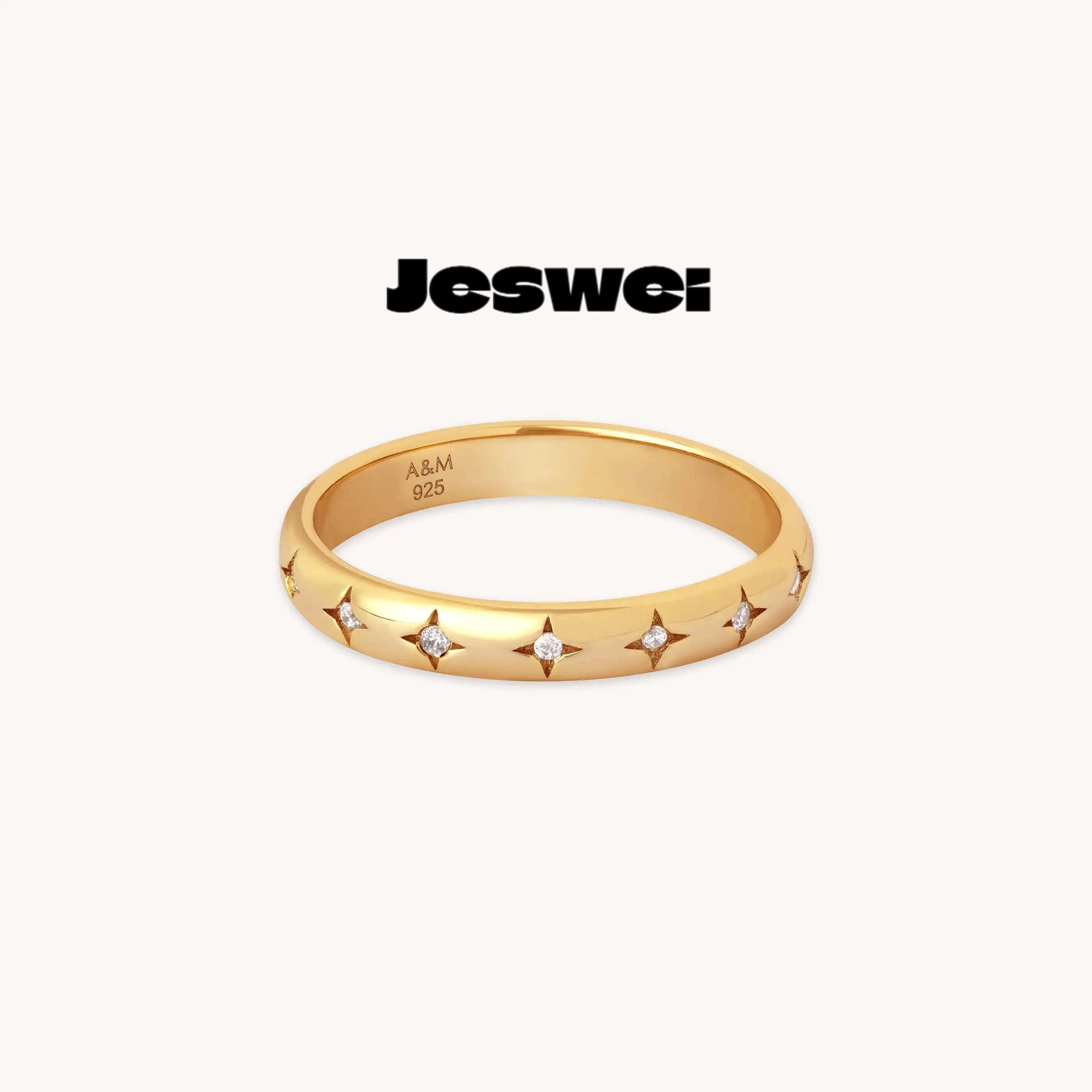 Cosmic Star Band Ring in Gold