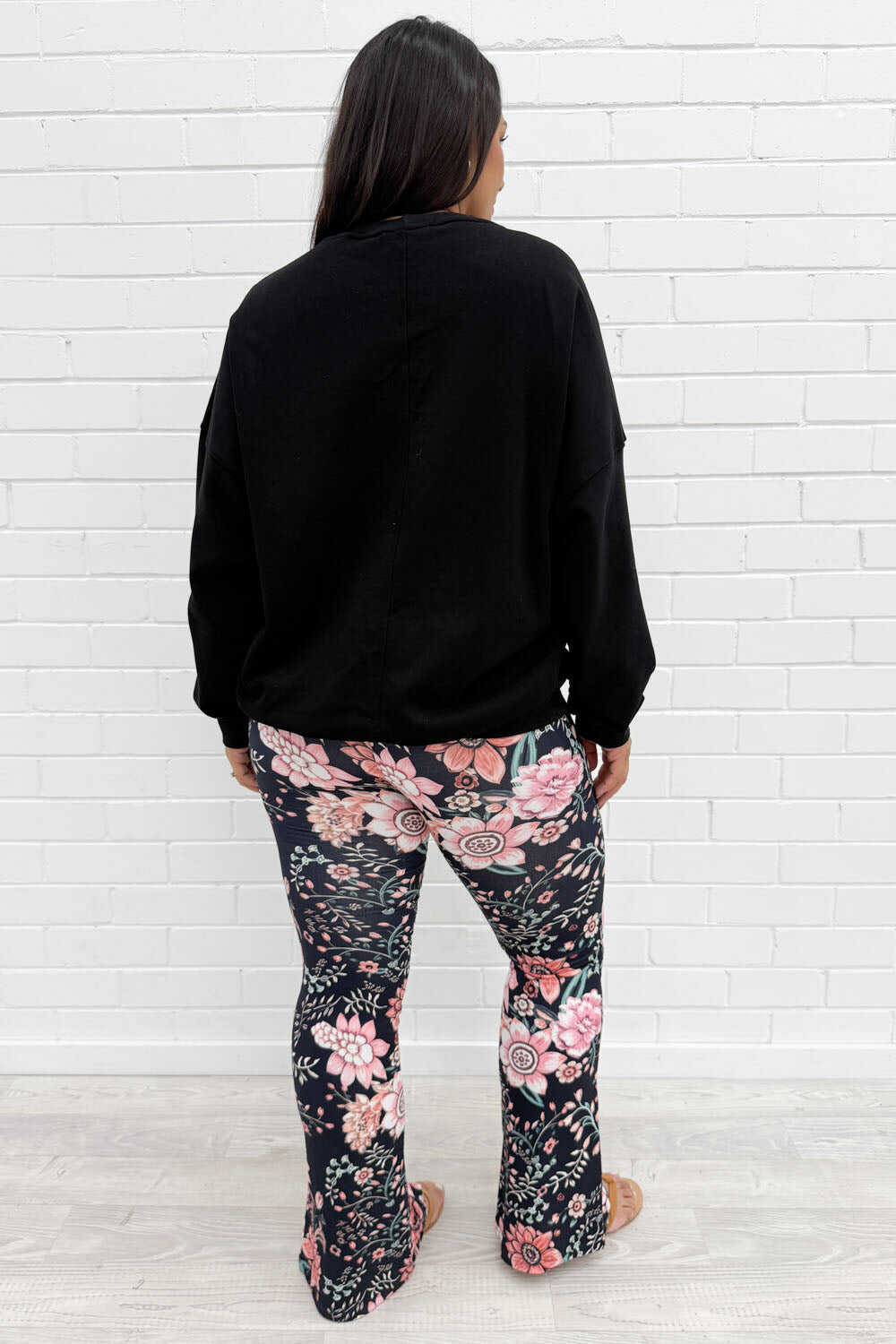 Cara Sweatshirt