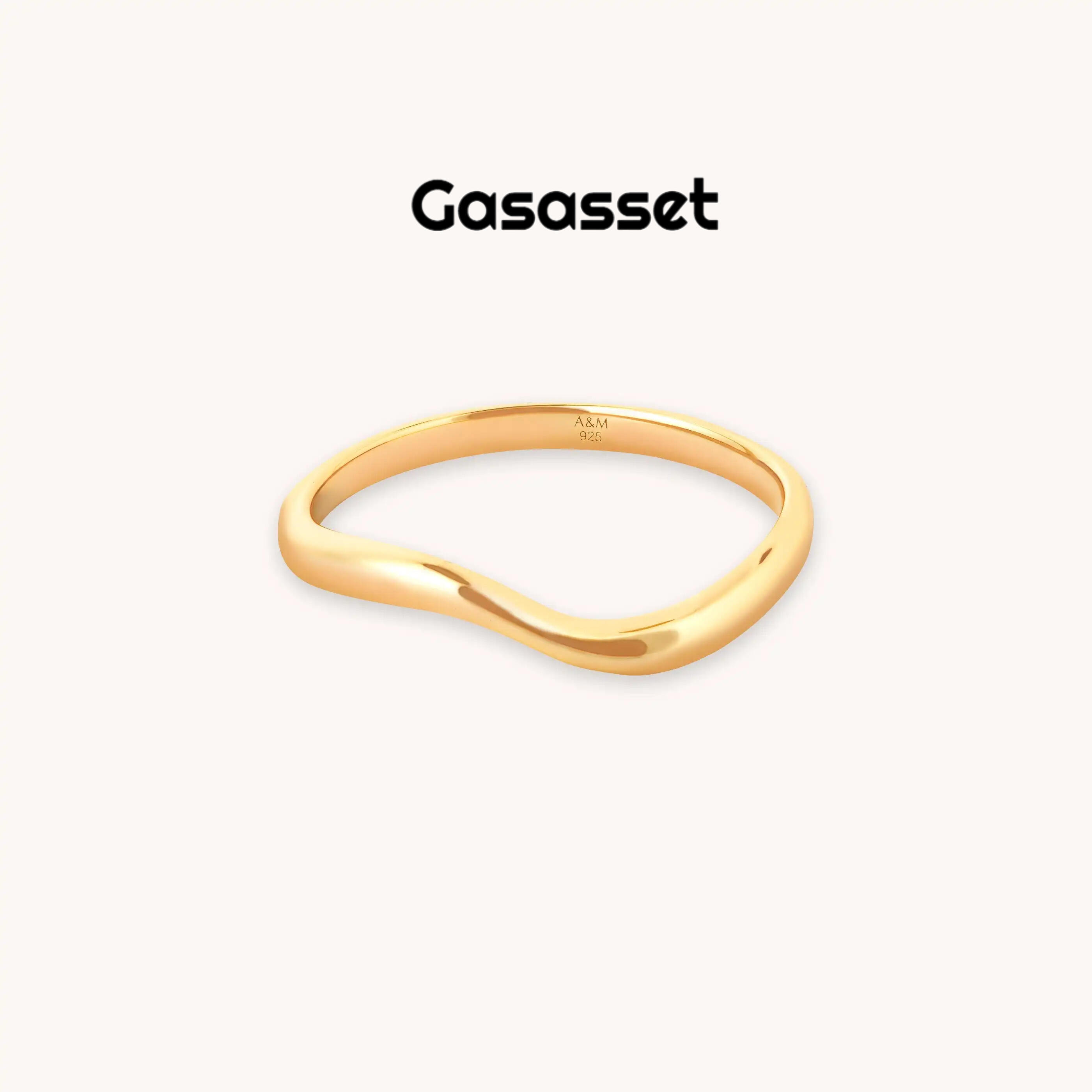 Wave Ring in Gold
