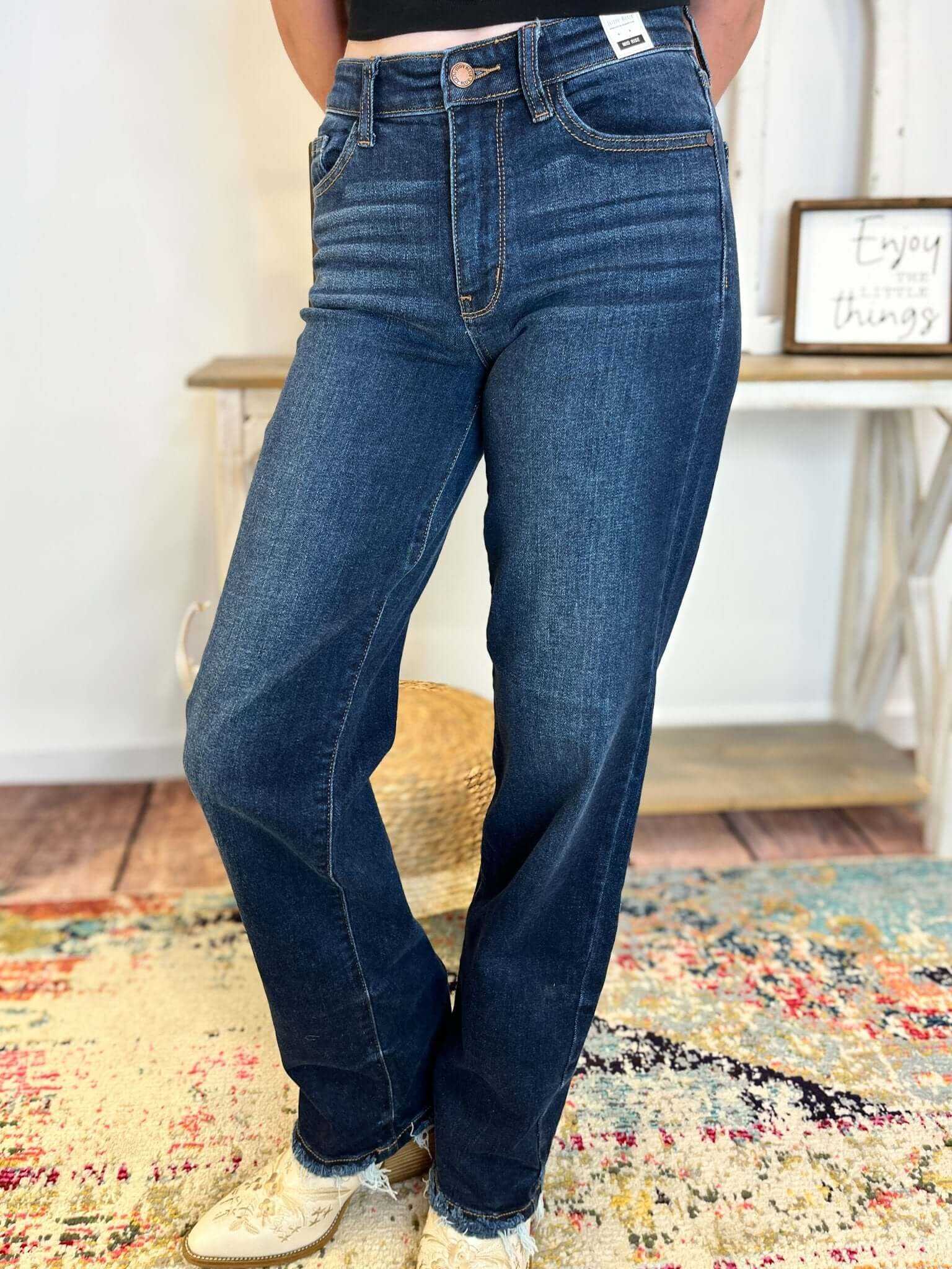 Judy Blue Country Mile Dark Wash Mid Rise Straight Jeans