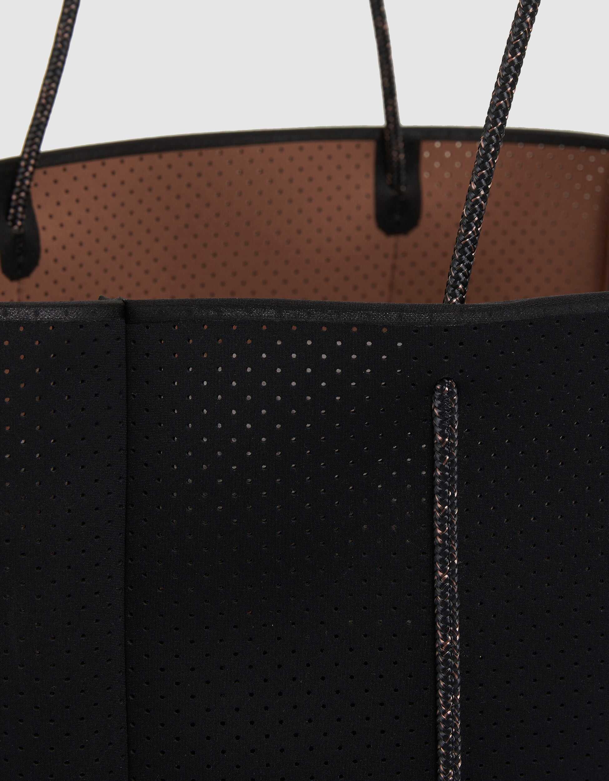 Flying Solo tote in black / saddle (dual tone)