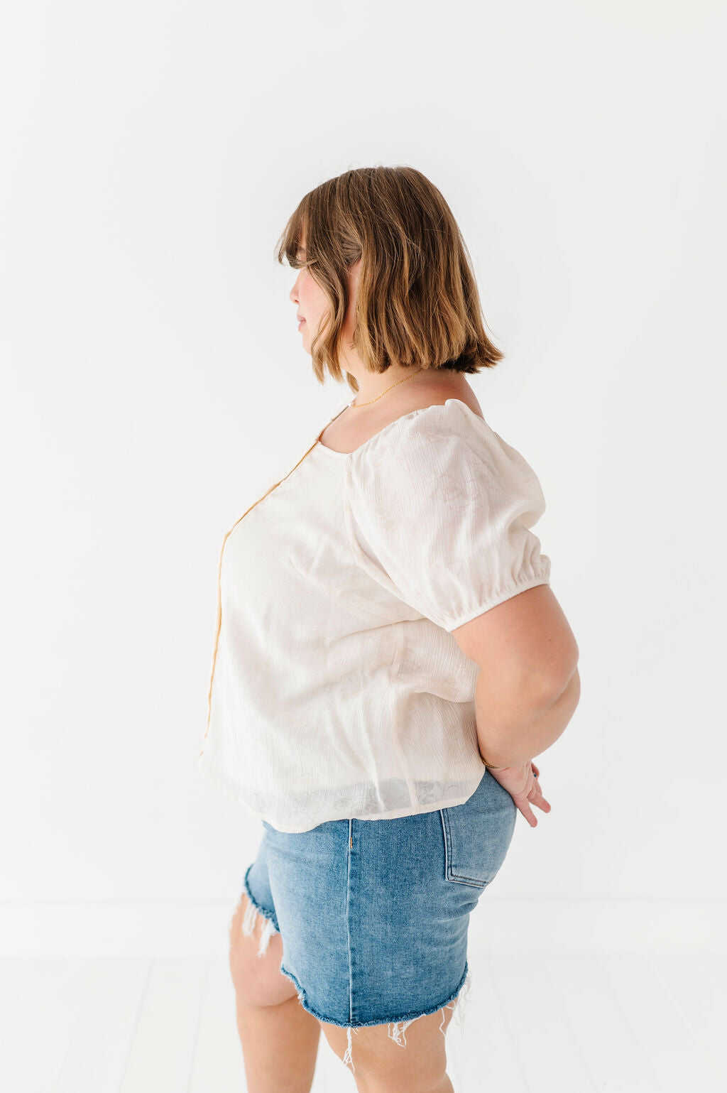 Nora Button Up - Size 3XL Left