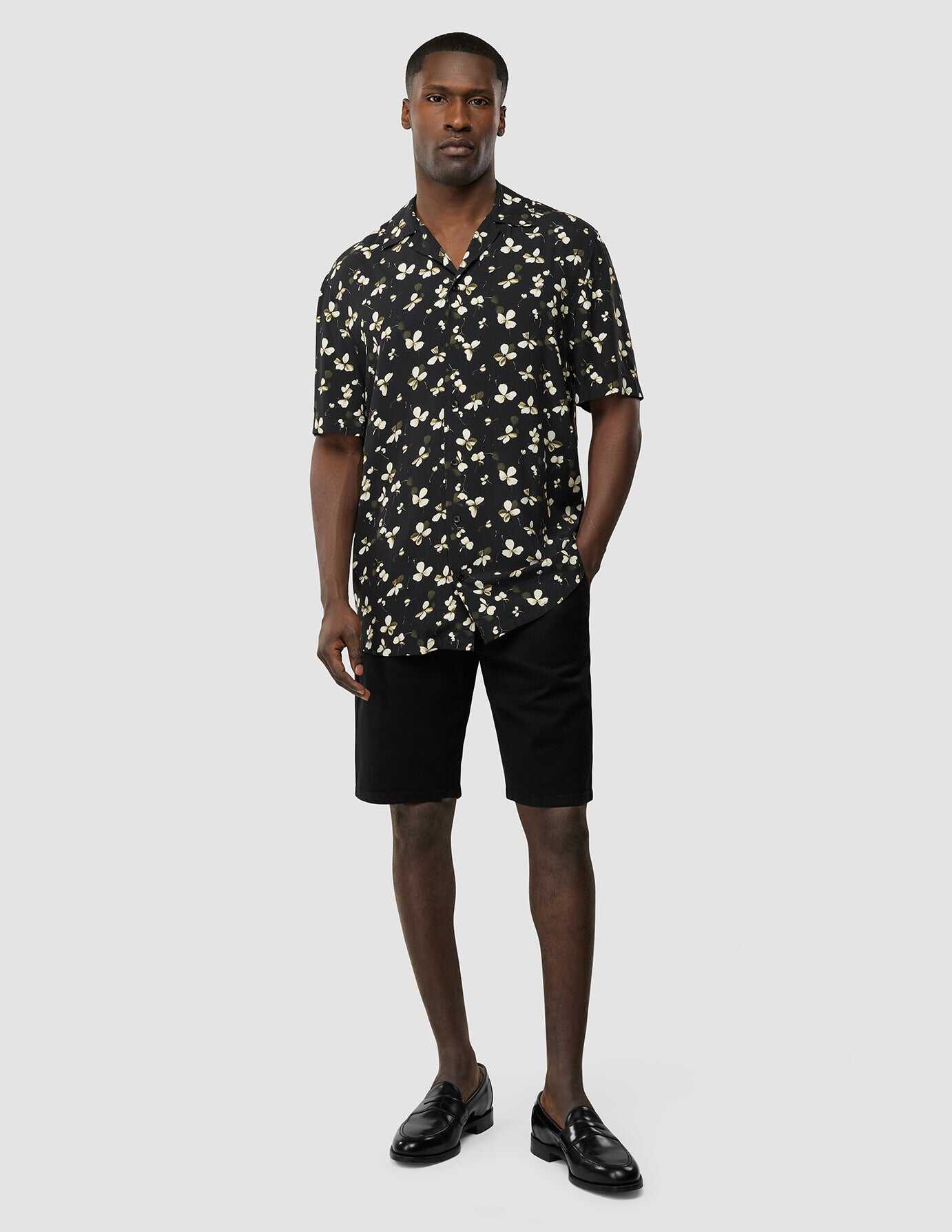 Breeze Bowling Short Sleeve Shirt Black Flowers