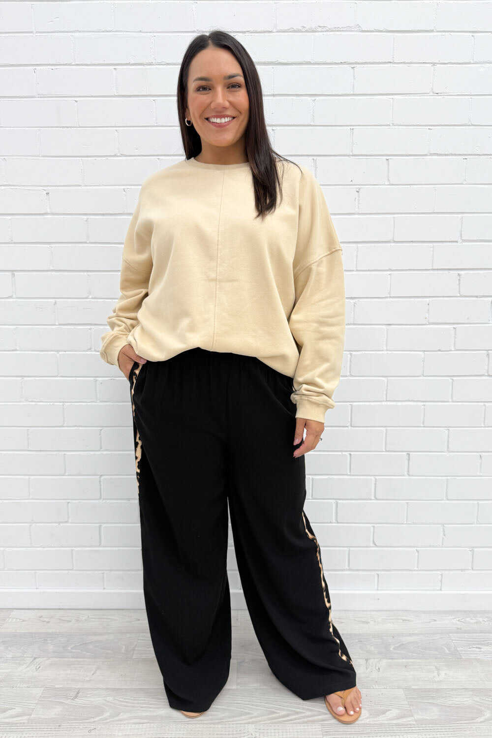 Cara Sweatshirt