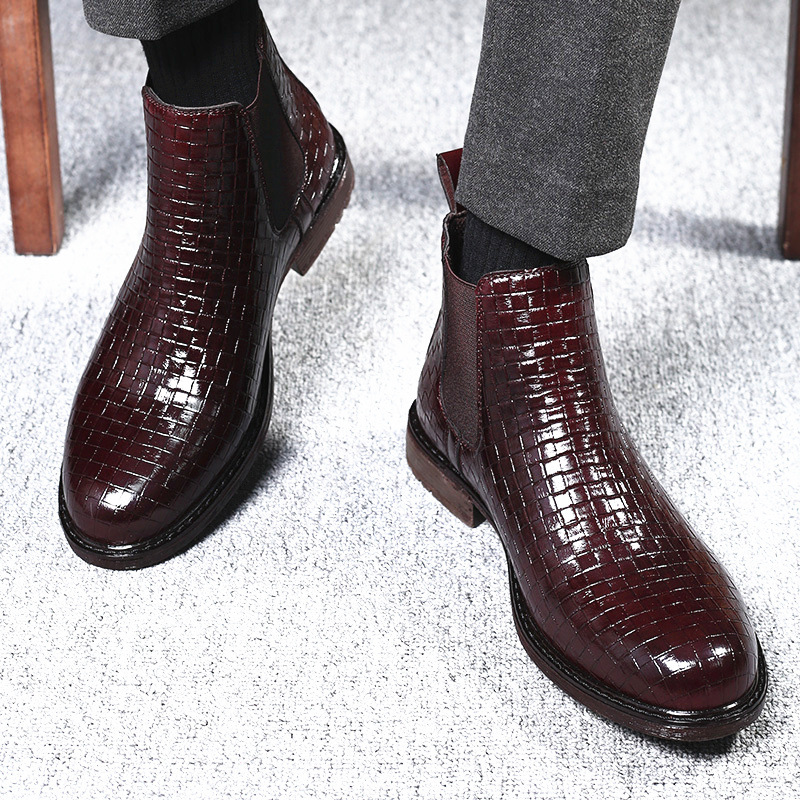 Men's Comfortable and Lightweight Crocodile-Patterned Chelsea Boots