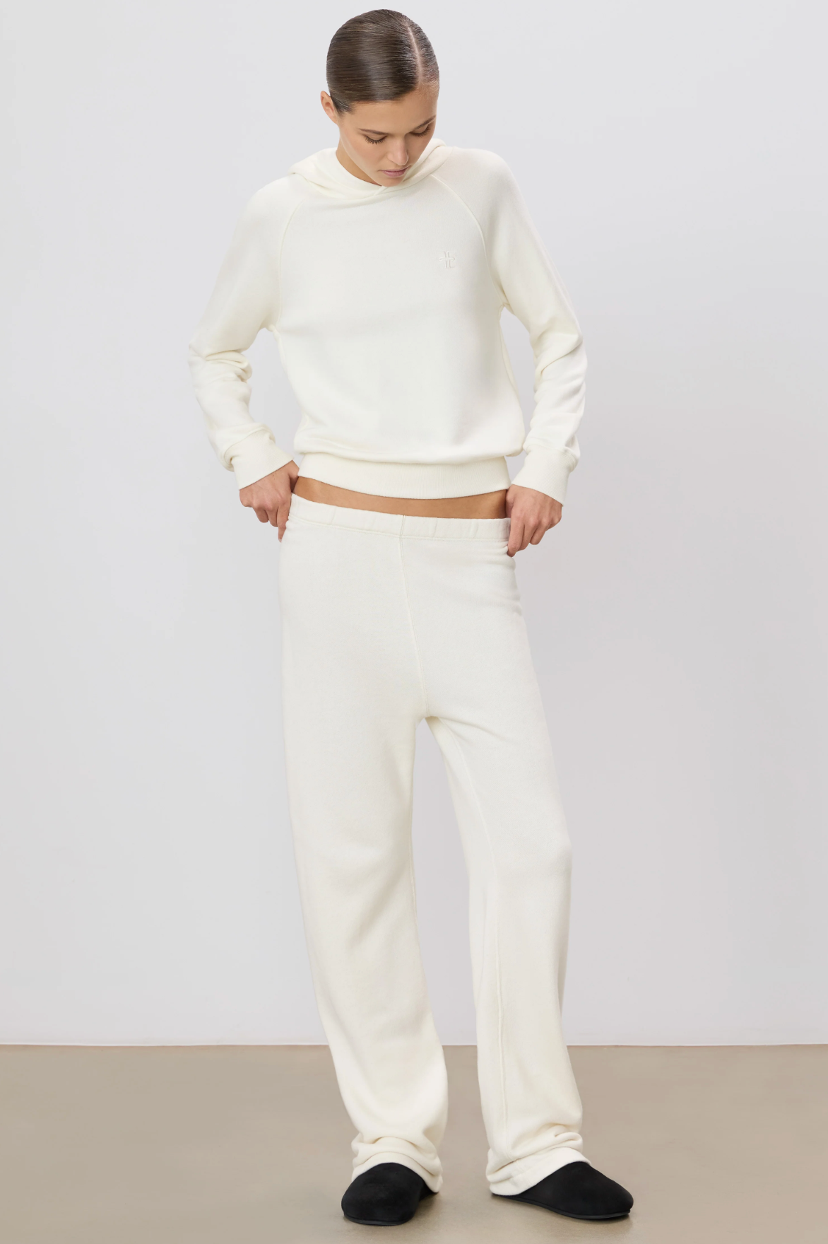Eterne Straight Leg Sweatpant