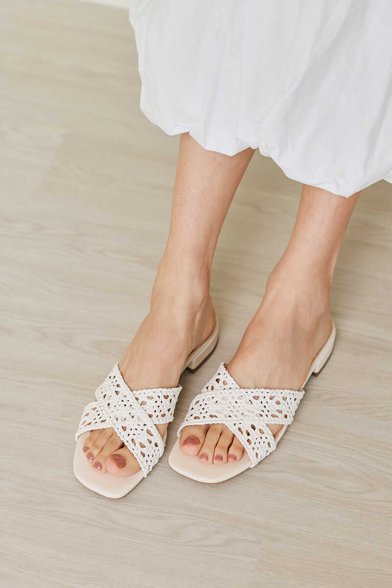 Dolores Crochet Sliders in Ivory