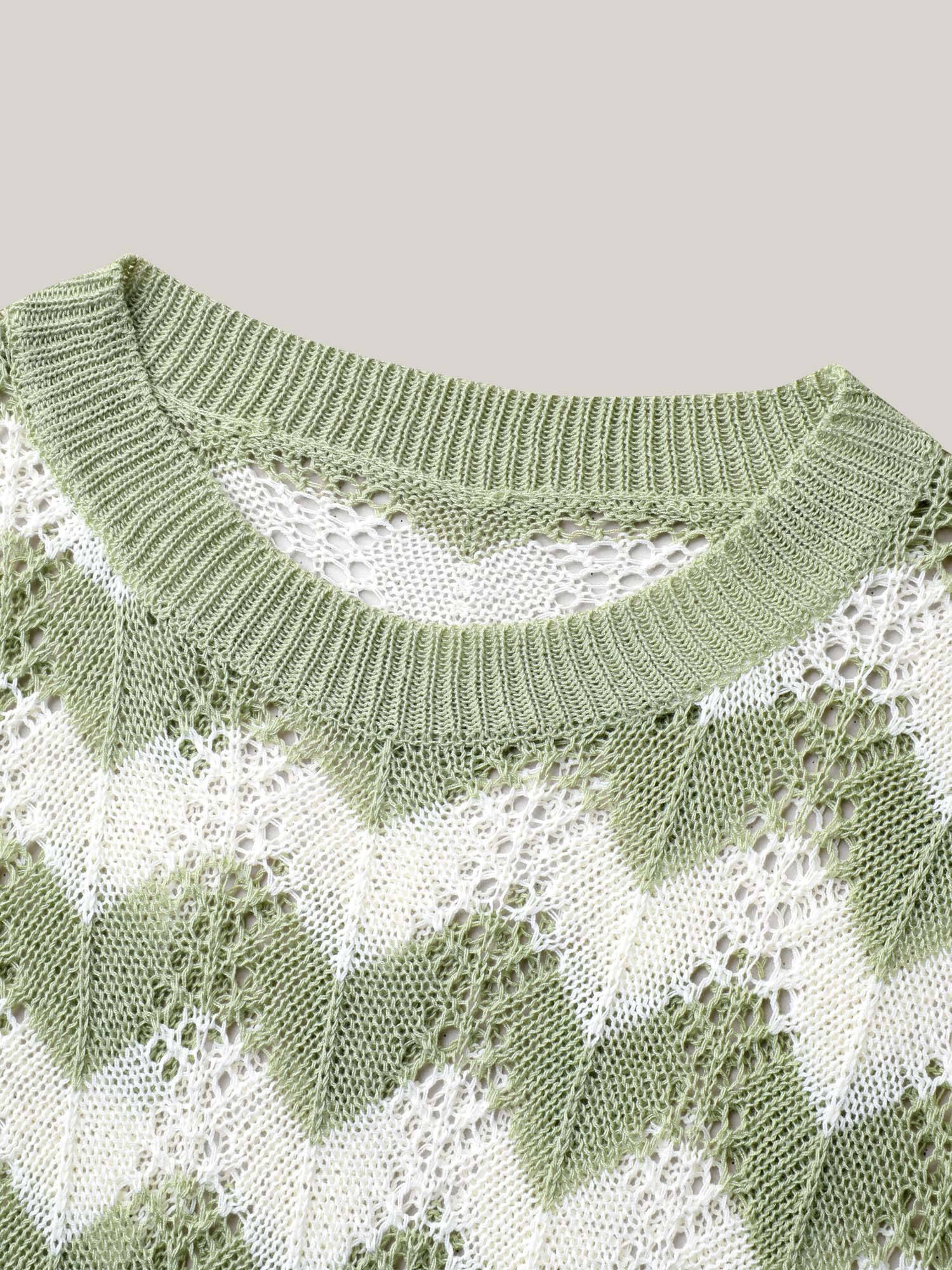 Textured Cut-Out Round Neck Pullover