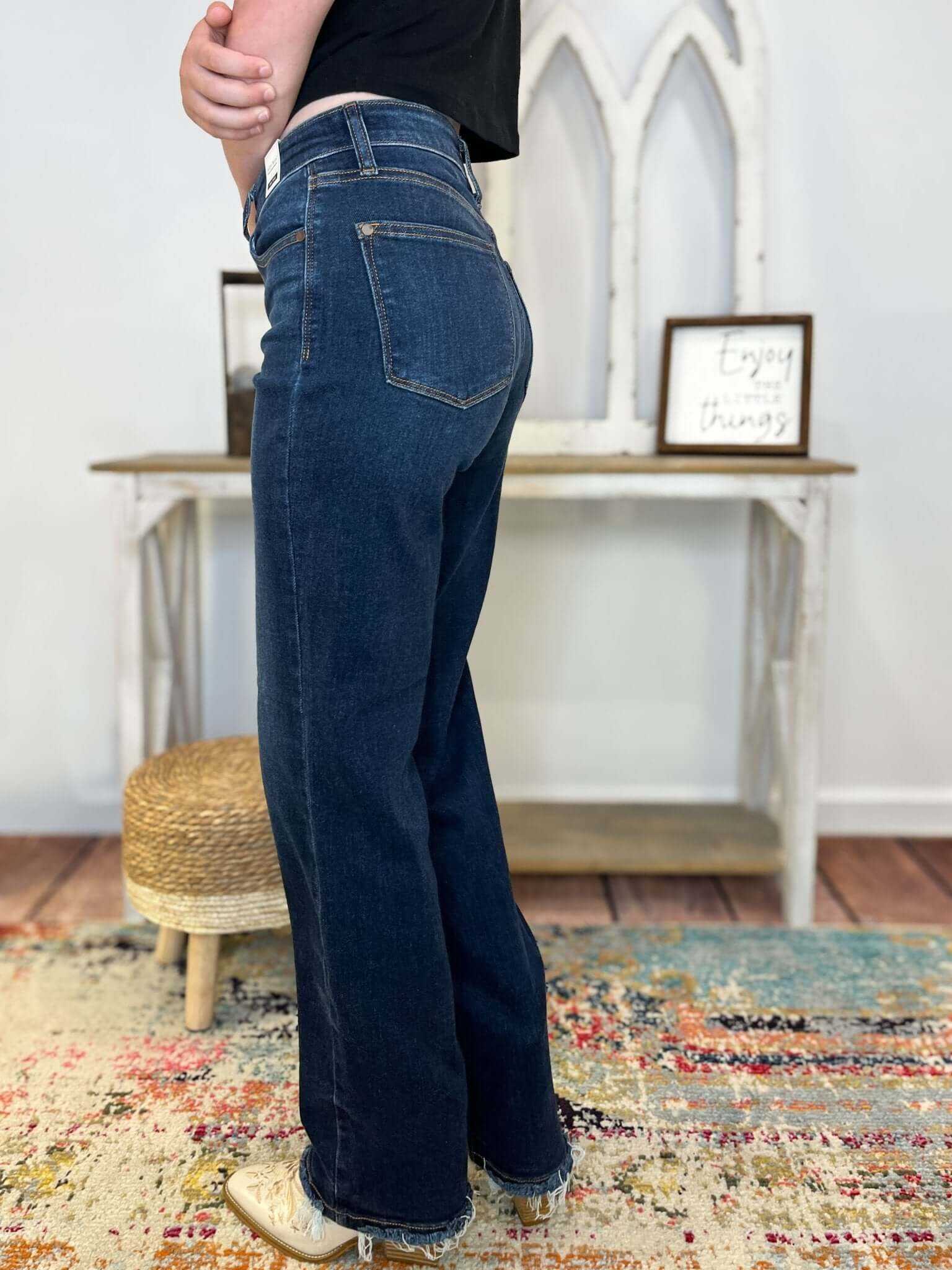 Judy Blue Country Mile Dark Wash Mid Rise Straight Jeans