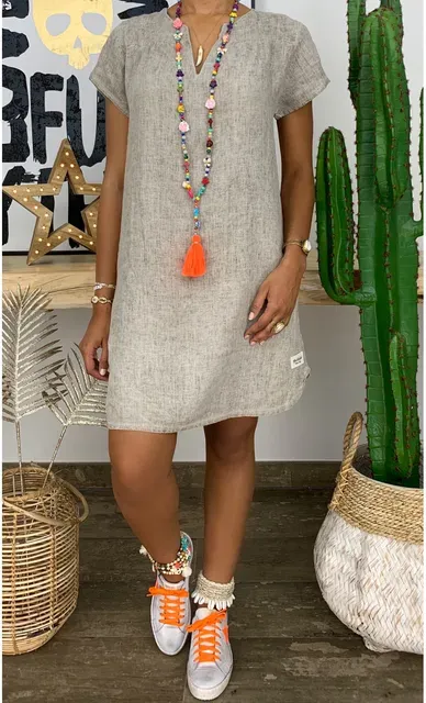 Summer loose solid color short sleeved V-neck cotton linen dress