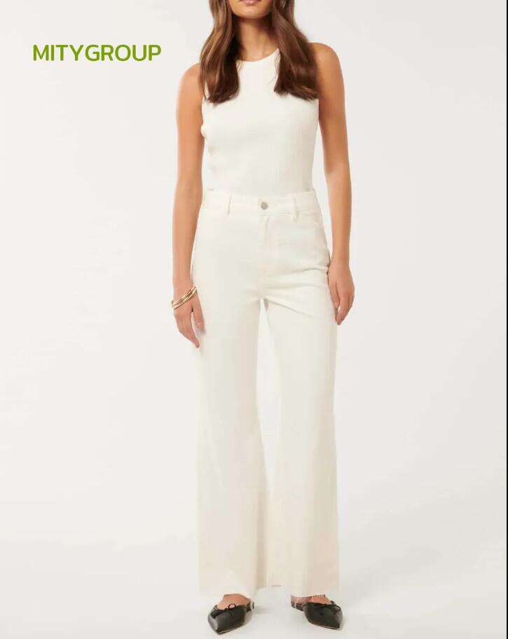 Cropped Wide-Leg Jeans