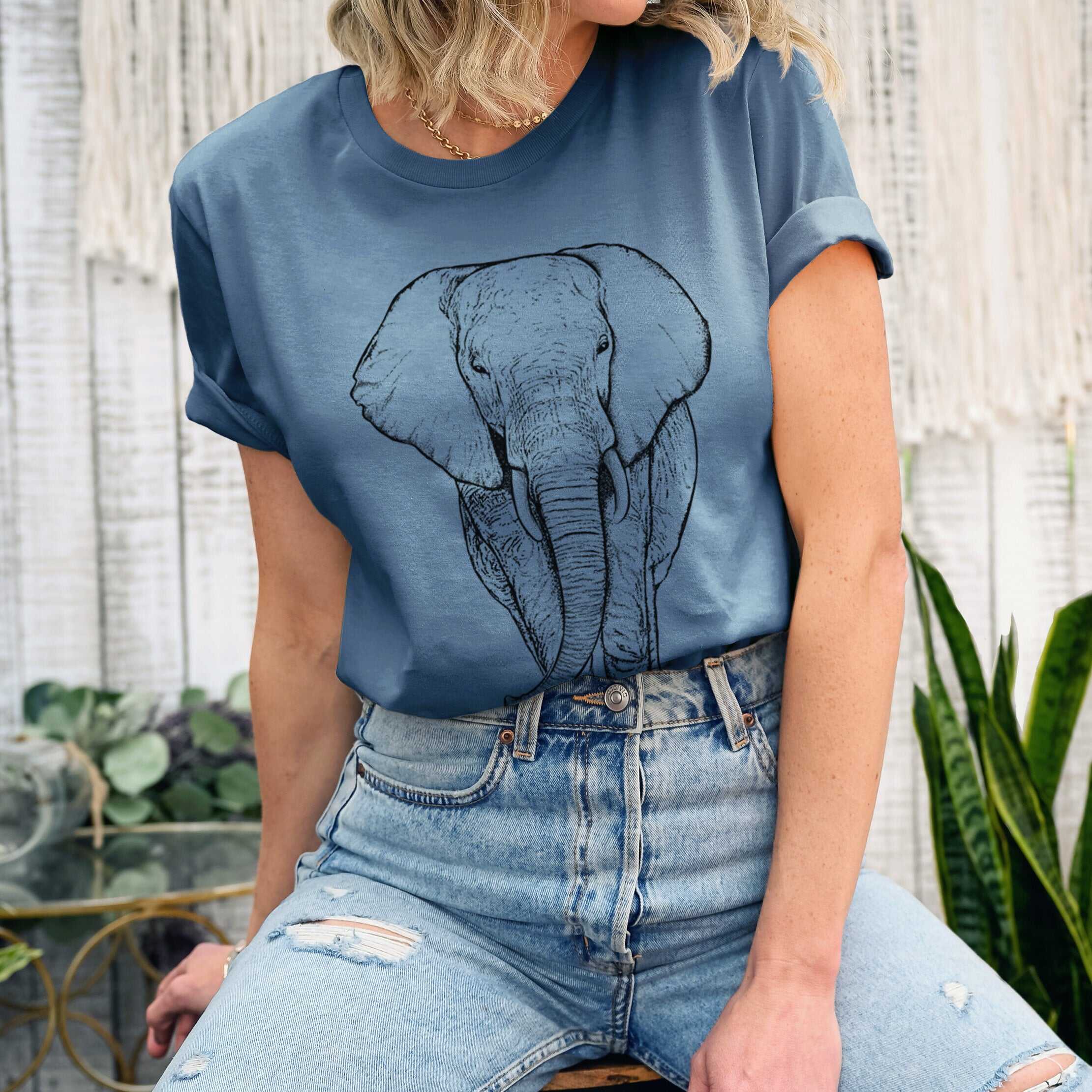 Loxodonta africana - African Elephant - Lightweight 100% Cotton Unisex Crewneck