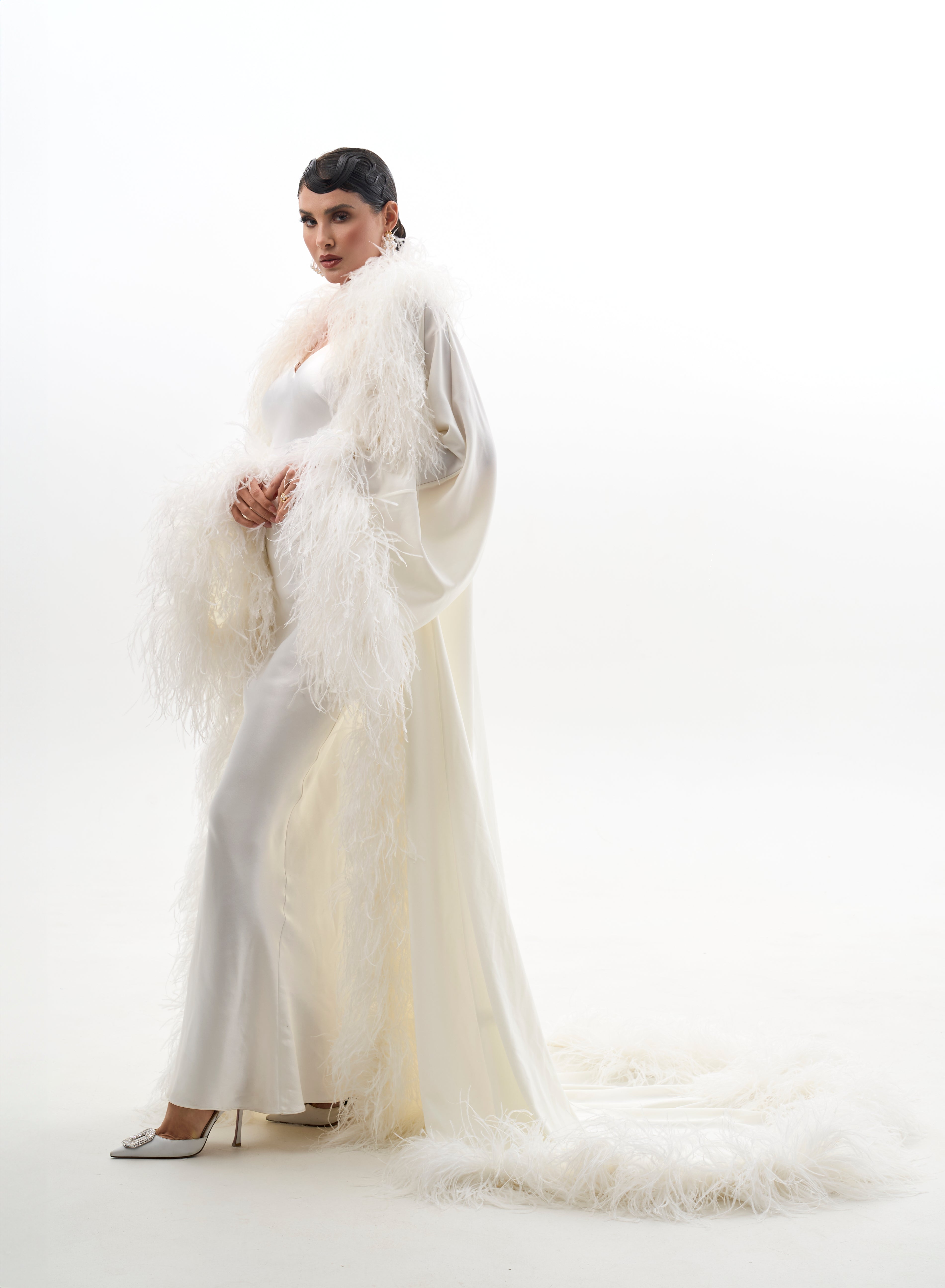 Charlize Kaftan - Ivory (with train)