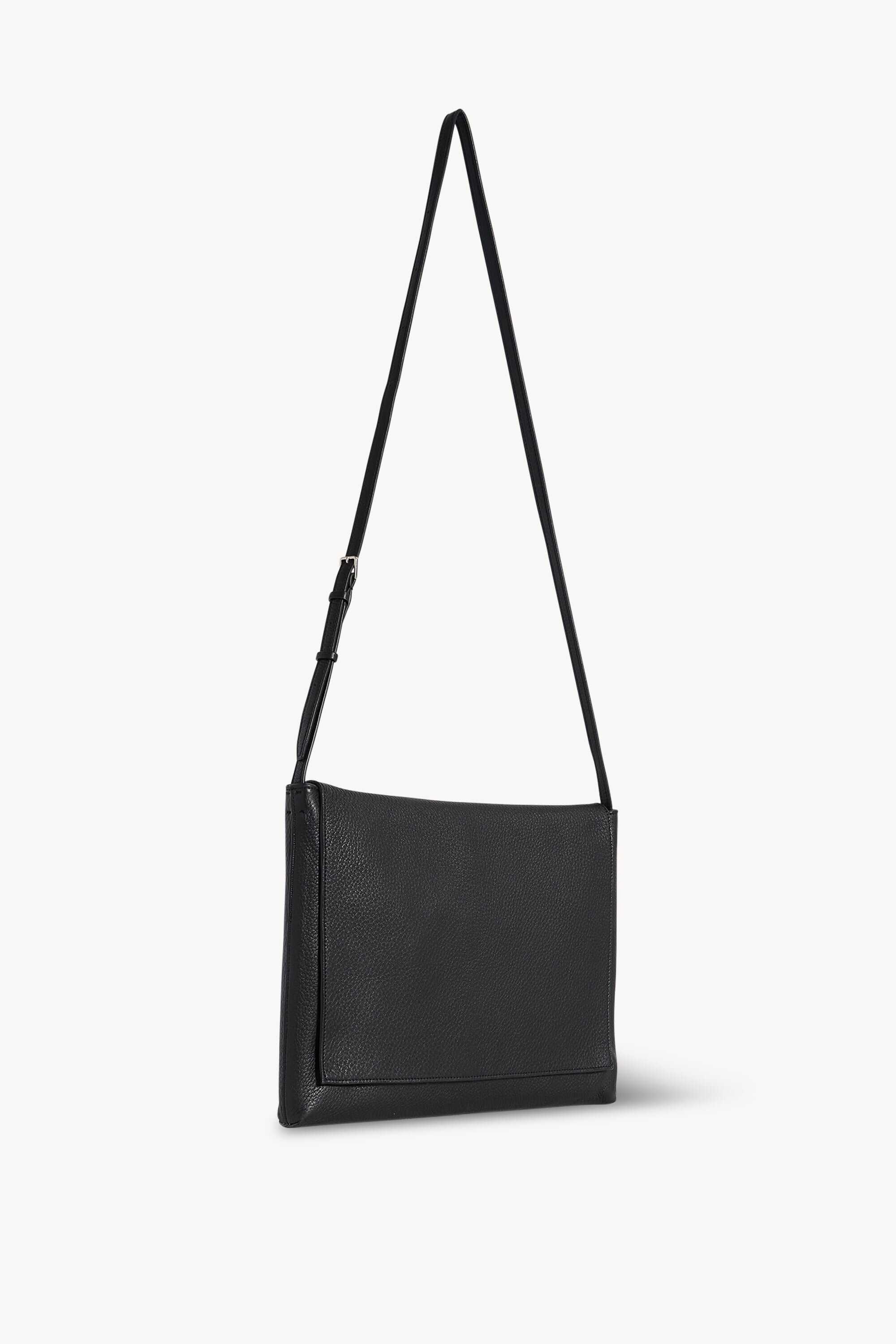 Nan Messenger Bag in Leather