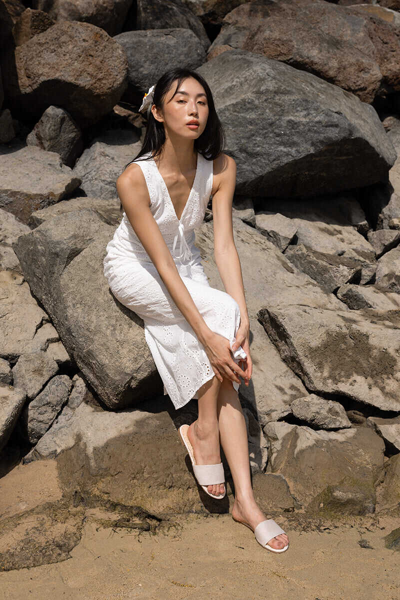 Olivian Strap-over Sliders in Waterproof Linen