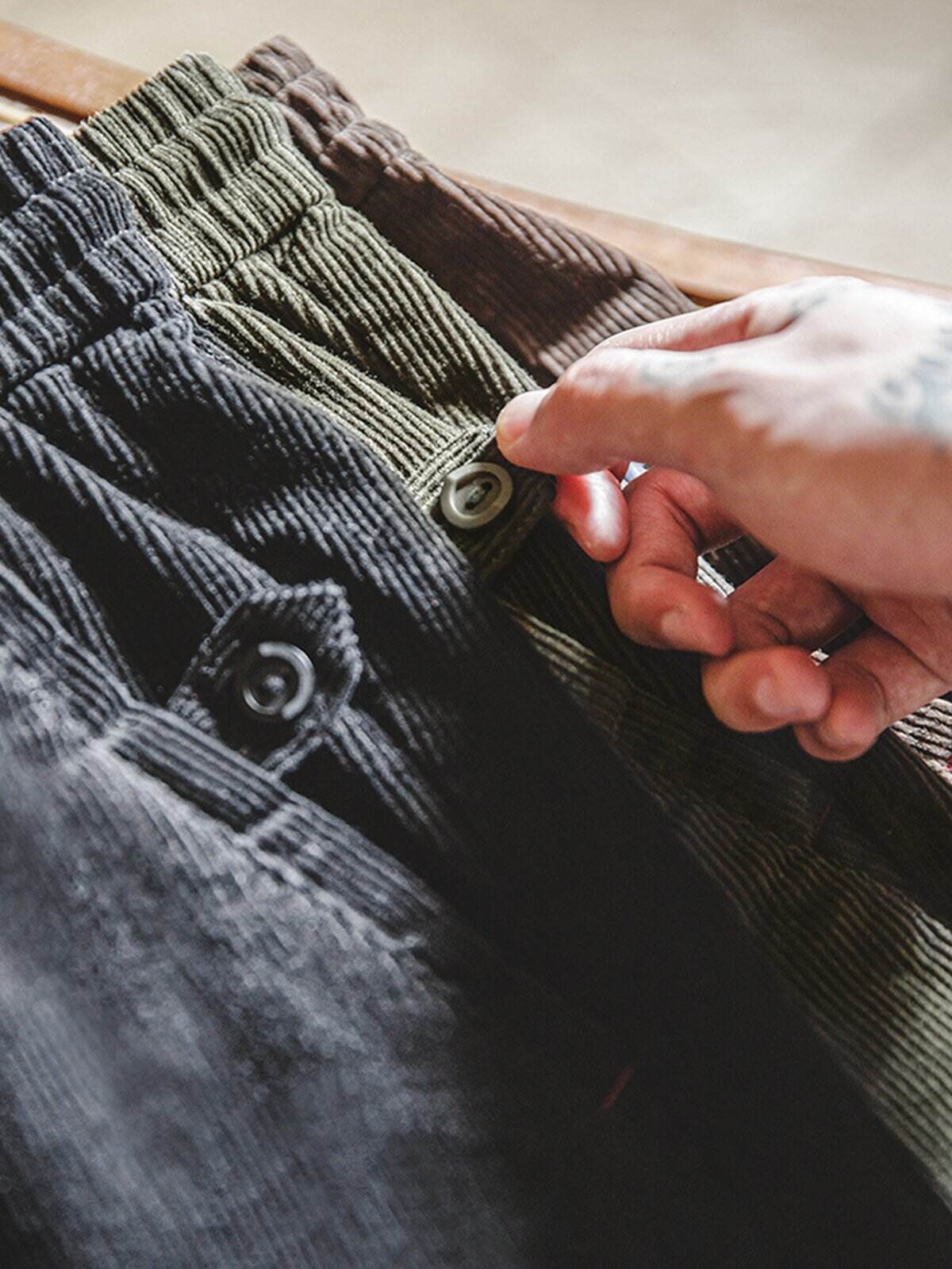 M's Corduroy Relaxed Fit Straight Pants