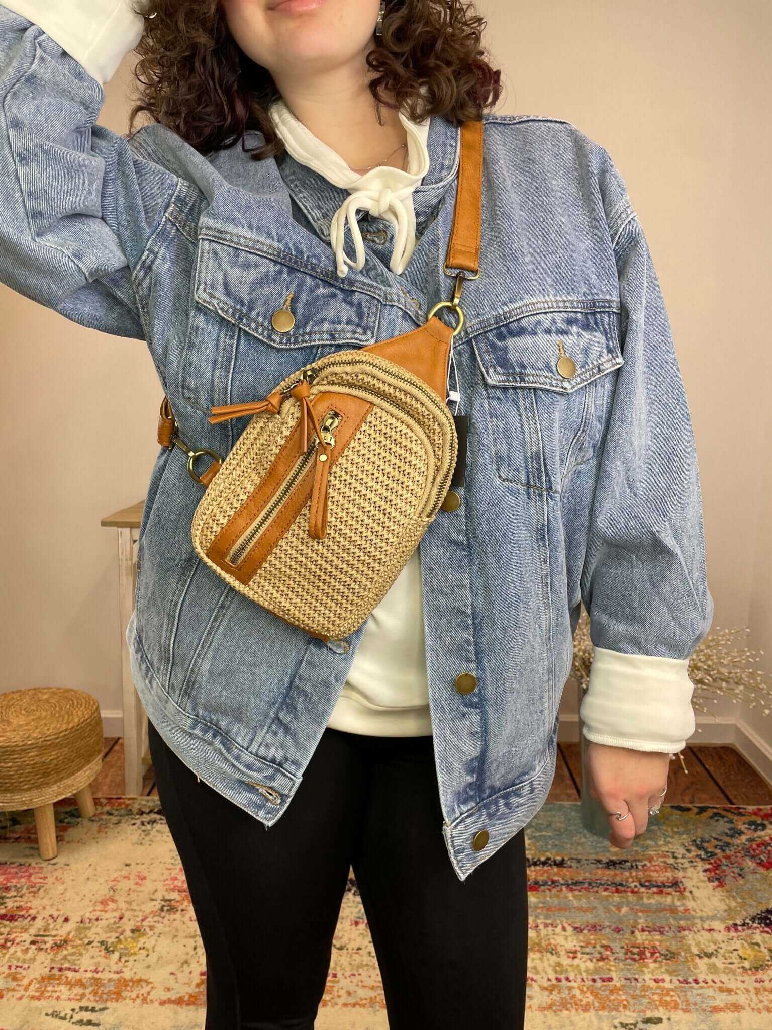 Skyler Sling Bag - Natural Straw